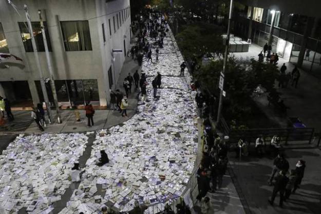 literature-vs-traffic-15